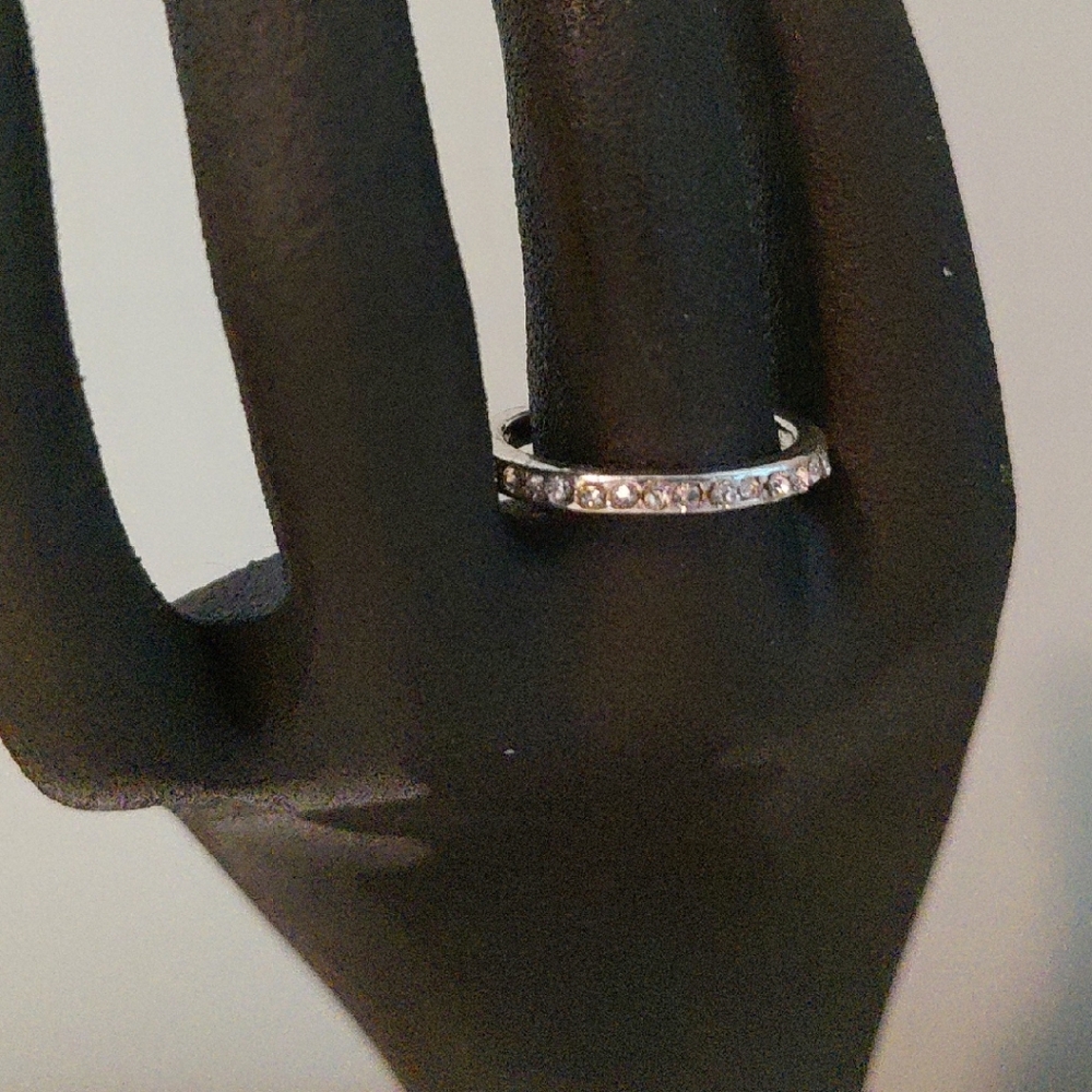 Source Unknown Silver Ring with Clear Stones